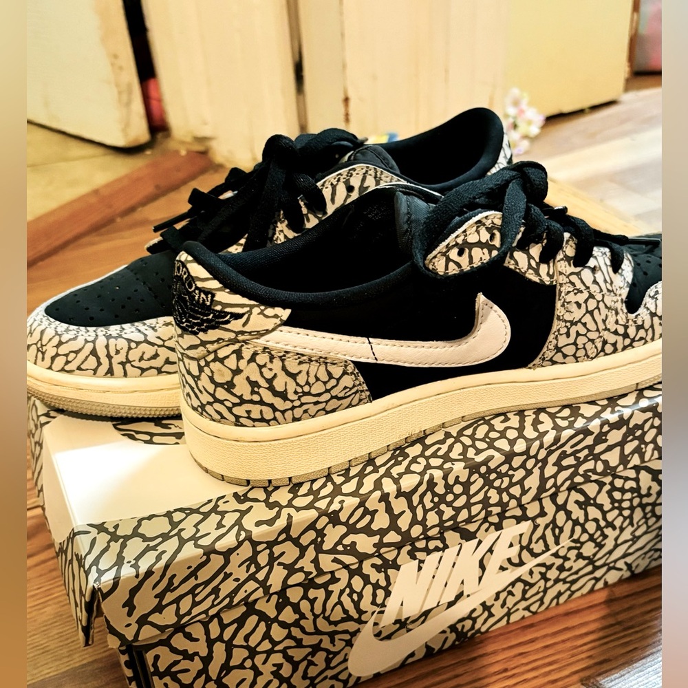 Air Jordan 1